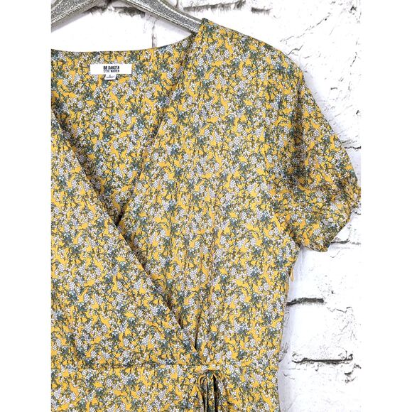 REVOLVE BB DAKOTA Boho Cottage Ditsy Floral "Big Flirt Energy" Mini Dress Large - Picture 4 of 11